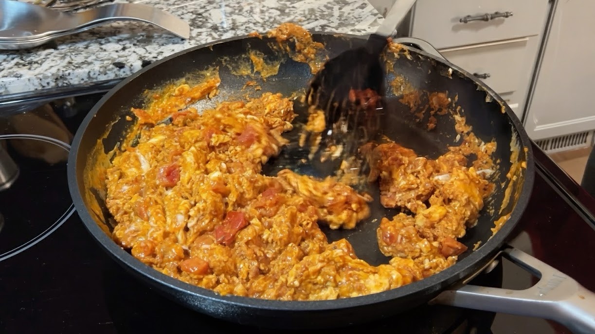 Chorizo and egg scramble